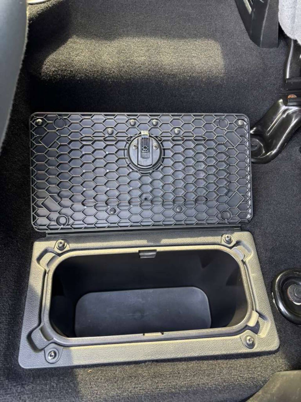 Used 2018 RAM 2500 Tradesman w/ Chrome Appearance Group AWD/4WD image 27
