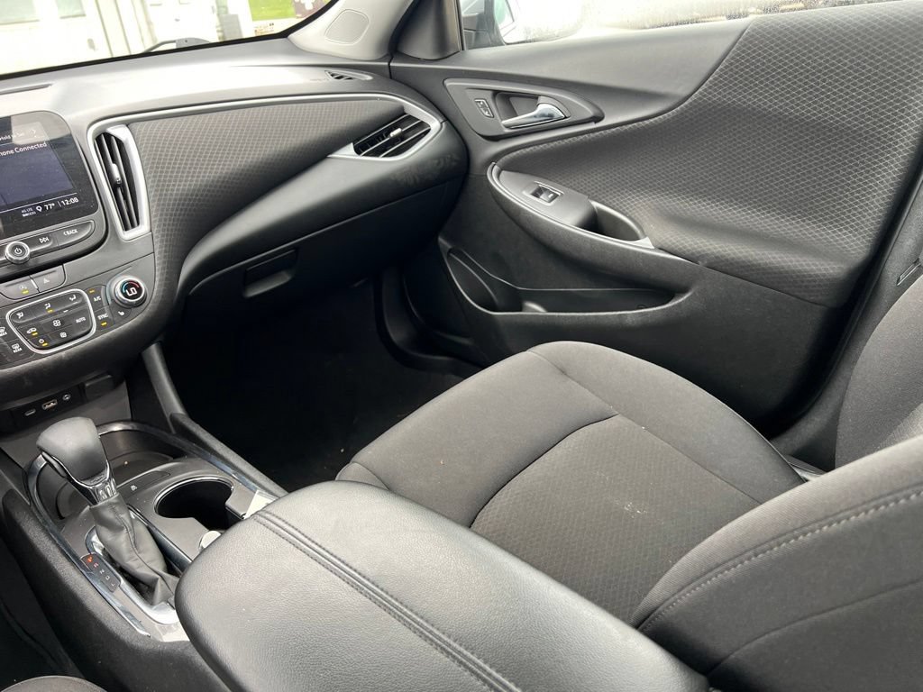 Used 2023 Chevrolet Malibu LT FWD image 28