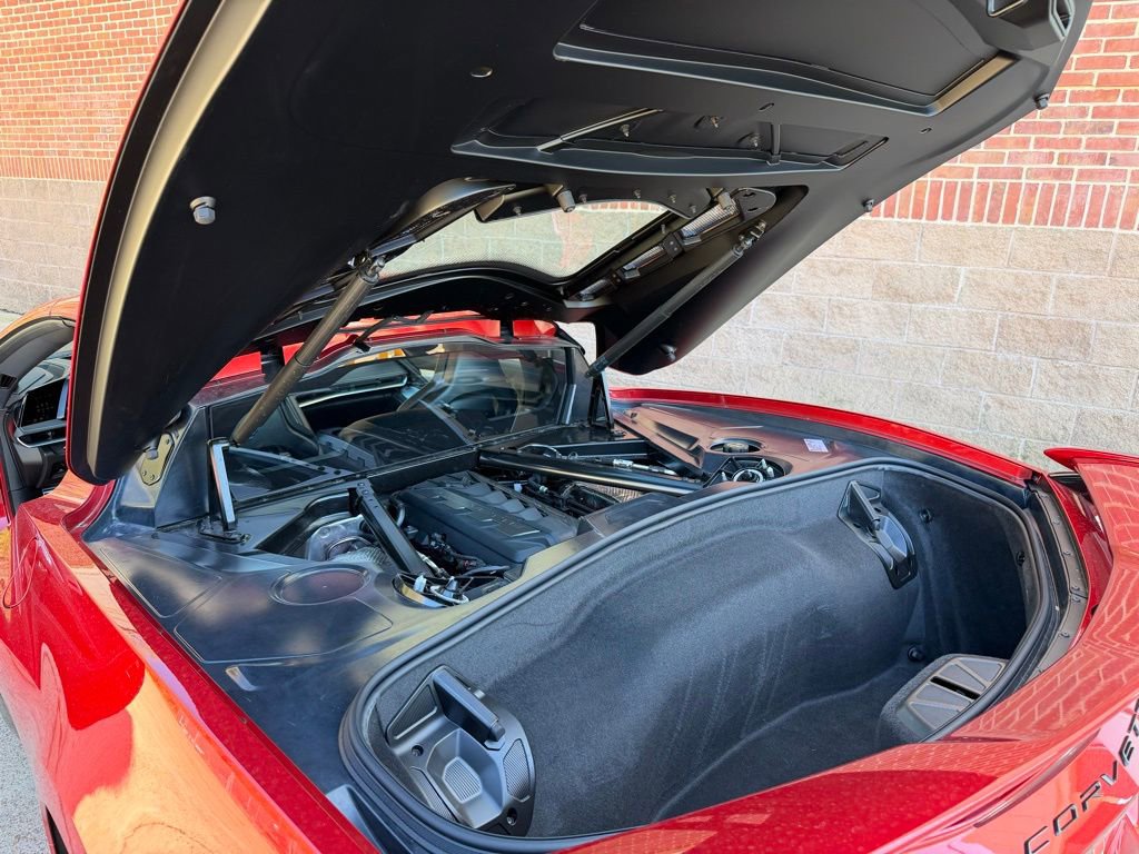 Used 2026 Chevrolet Corvette Stingray Preferred Cpe w/ Z51 Performance Package image 18