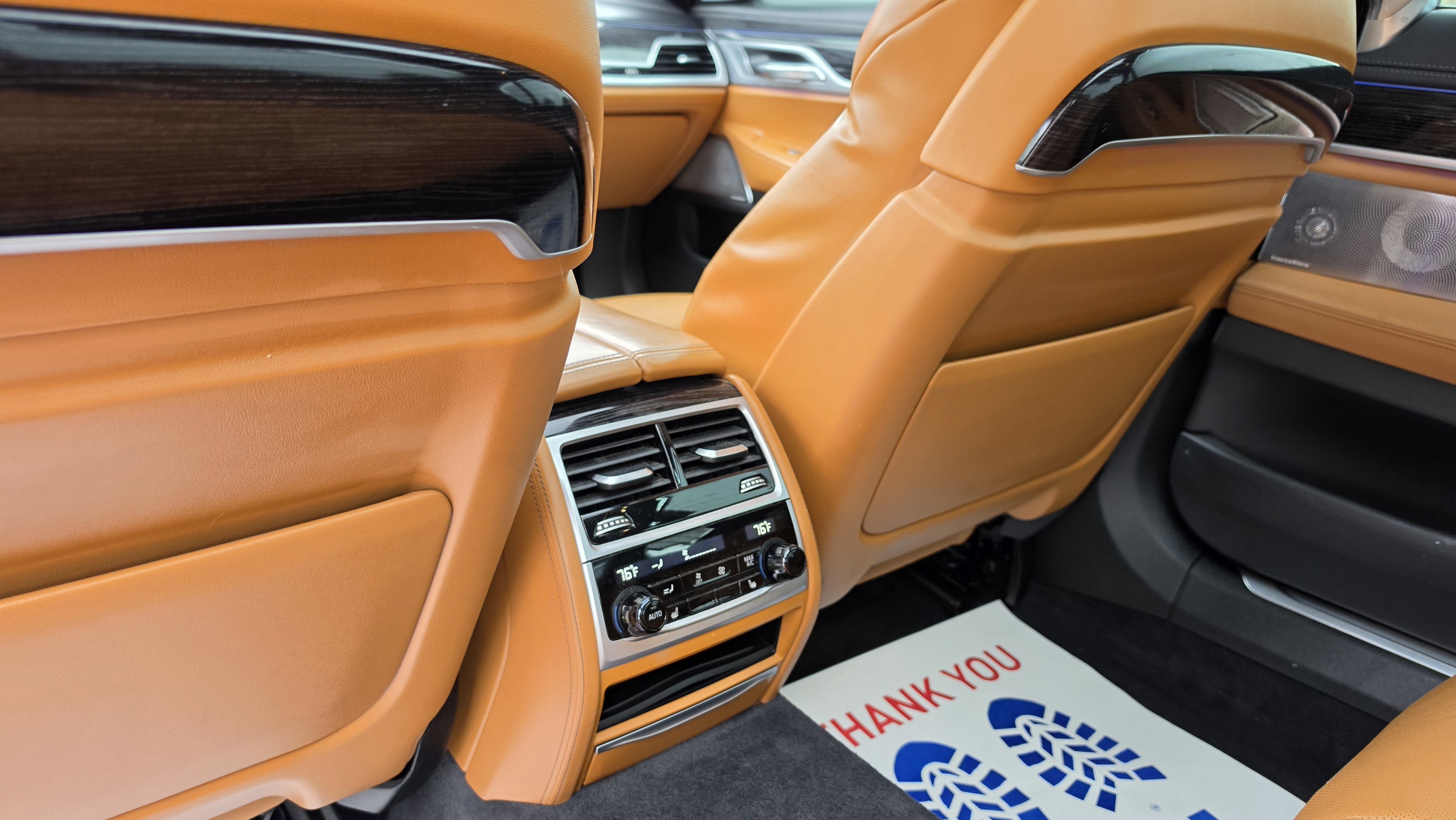 Used 2021 BMW 740i w/ M Sport Package image 23