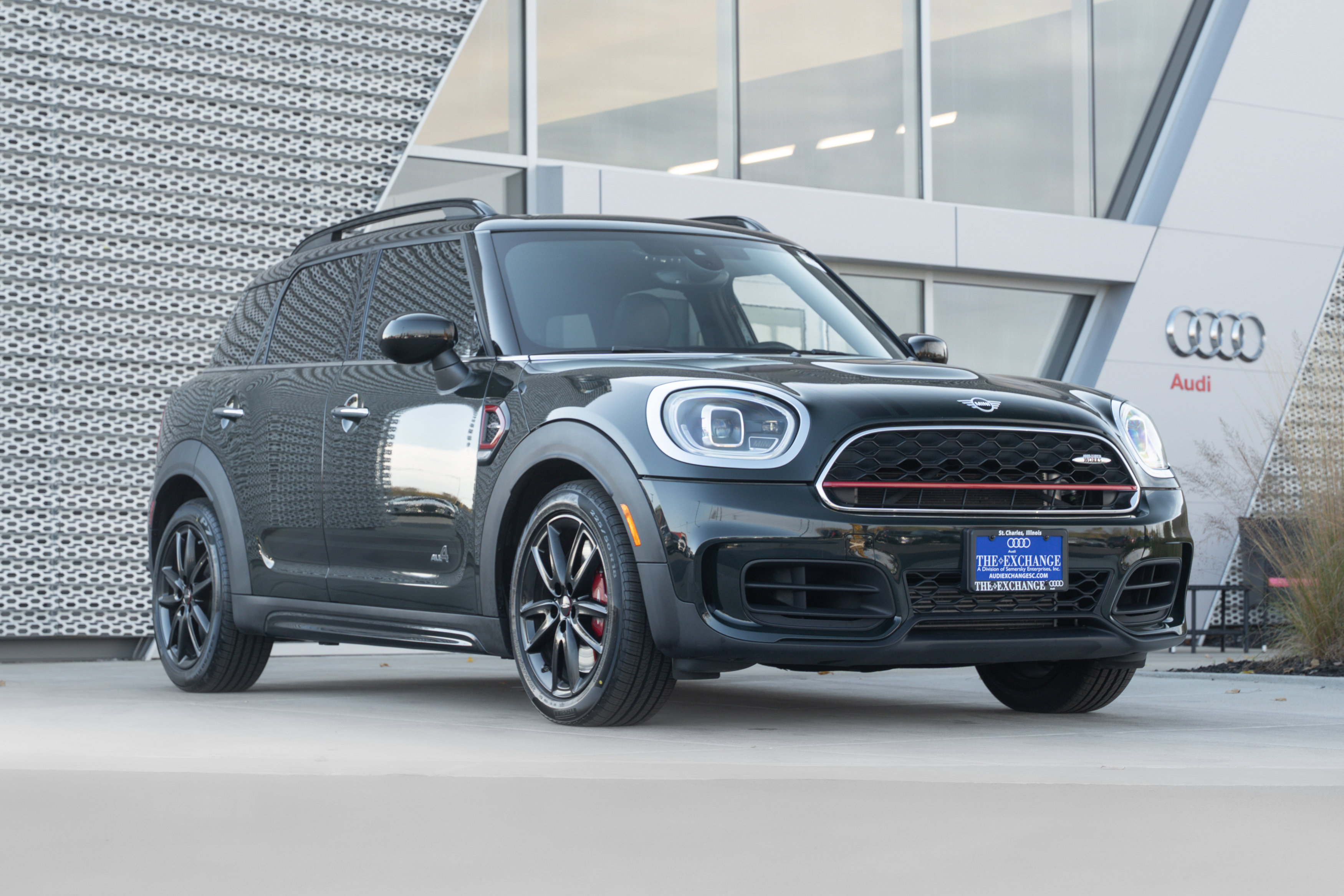 Used 2022 MINI Cooper Countryman John Cooper Works w/ Signature Upholstery Package image 1