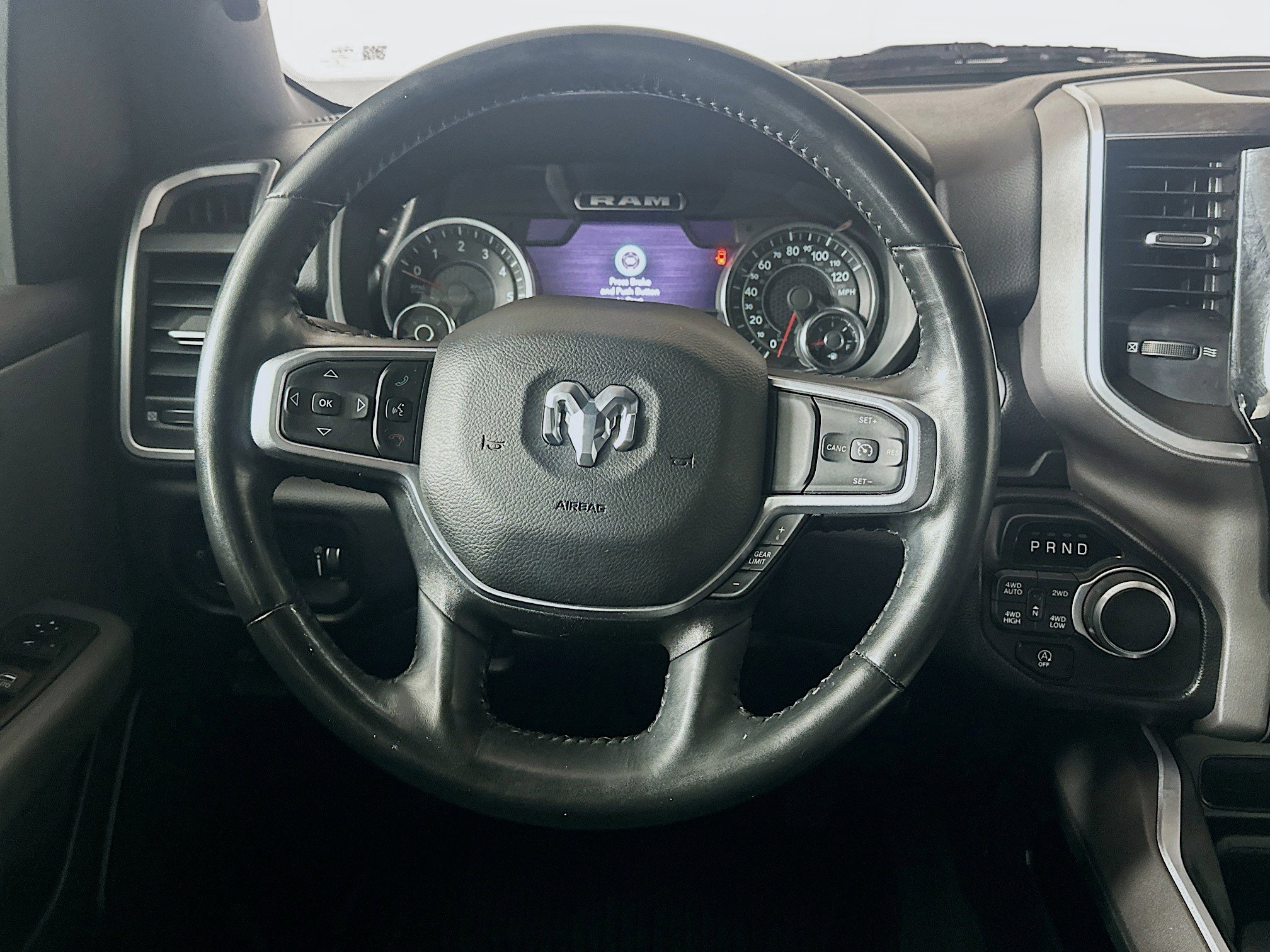 Used 2022 RAM 1500 Big Horn AWD/4WD image 17