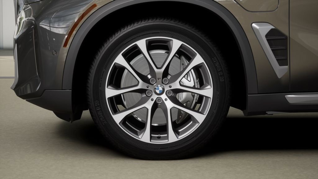 New 2026 BMW X5 xDrive50e image 30