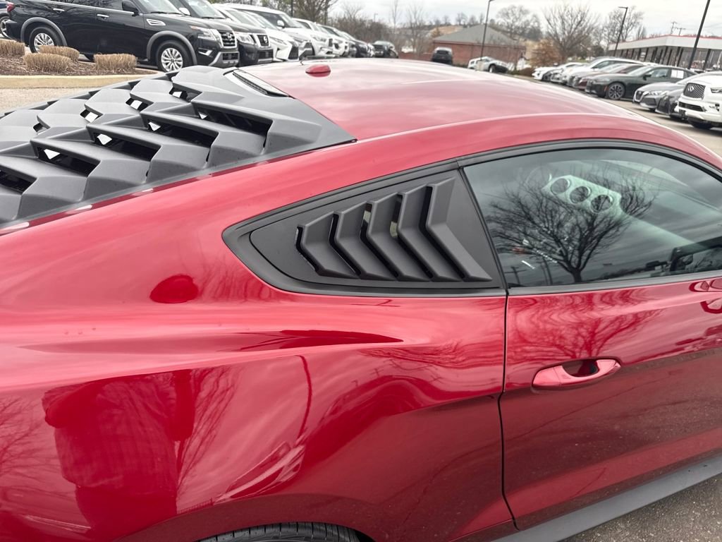 Used 2016 Ford Mustang GT Premium image 37