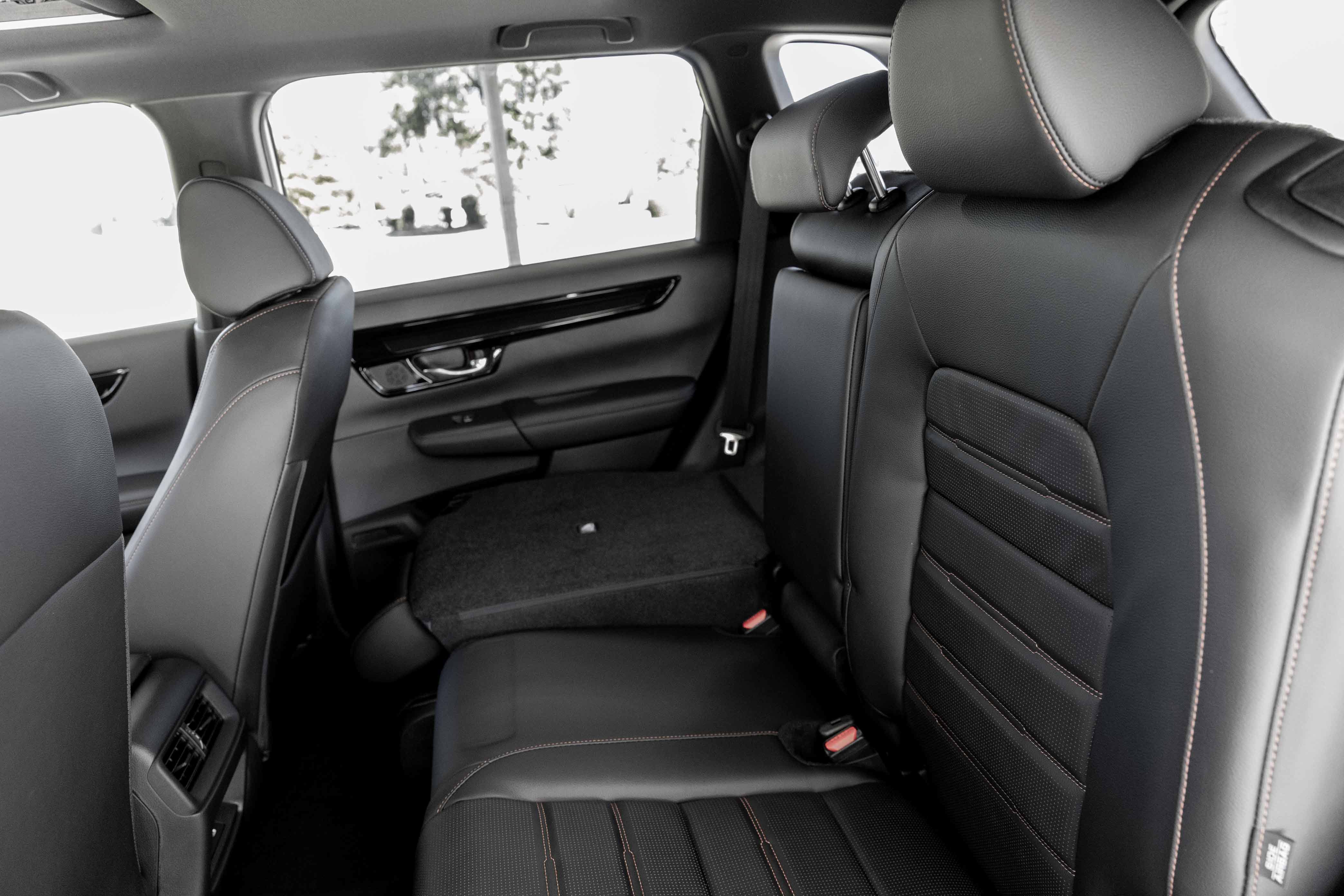 New 2027 Honda CR-V Sport Touring image 9