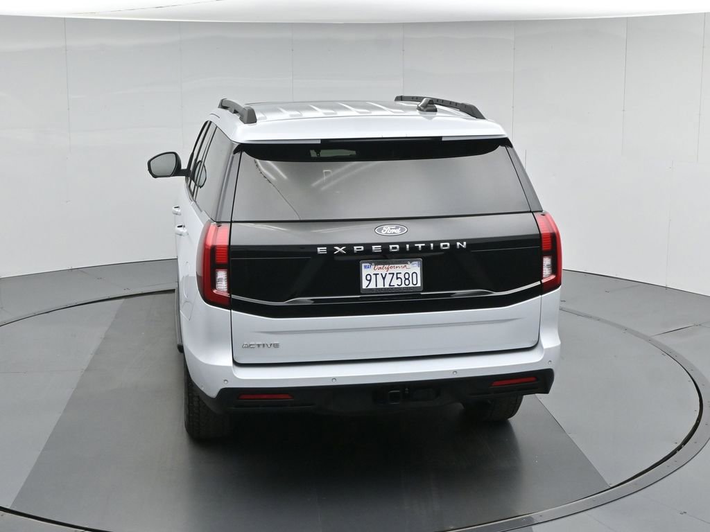 Used 2025 Ford Expedition Active image 42