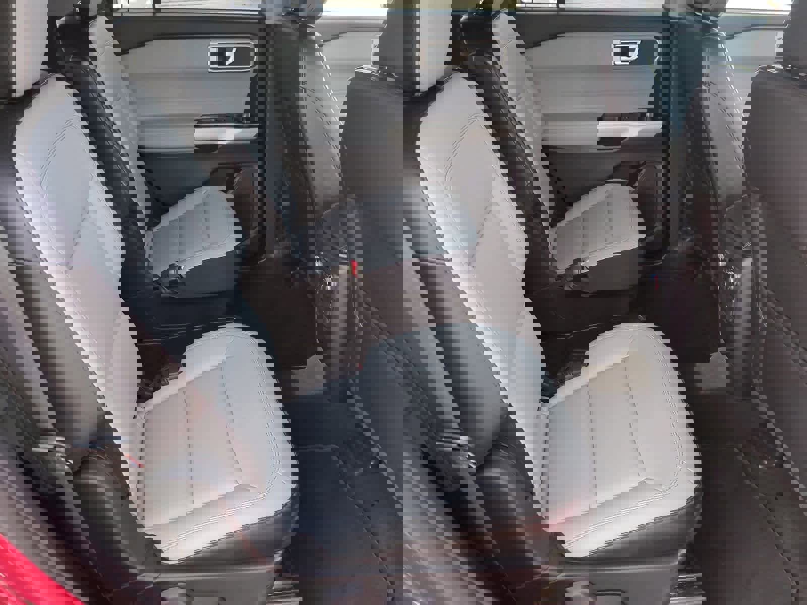 Used 2021 Ford Explorer XLT w/ Equipment Group 202A image 20