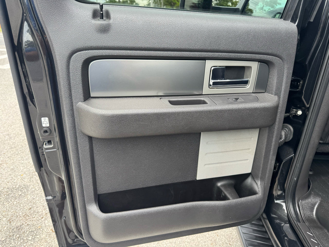 Used 2013 Ford F150 FX4 w/ Luxury Equipment Group image 31