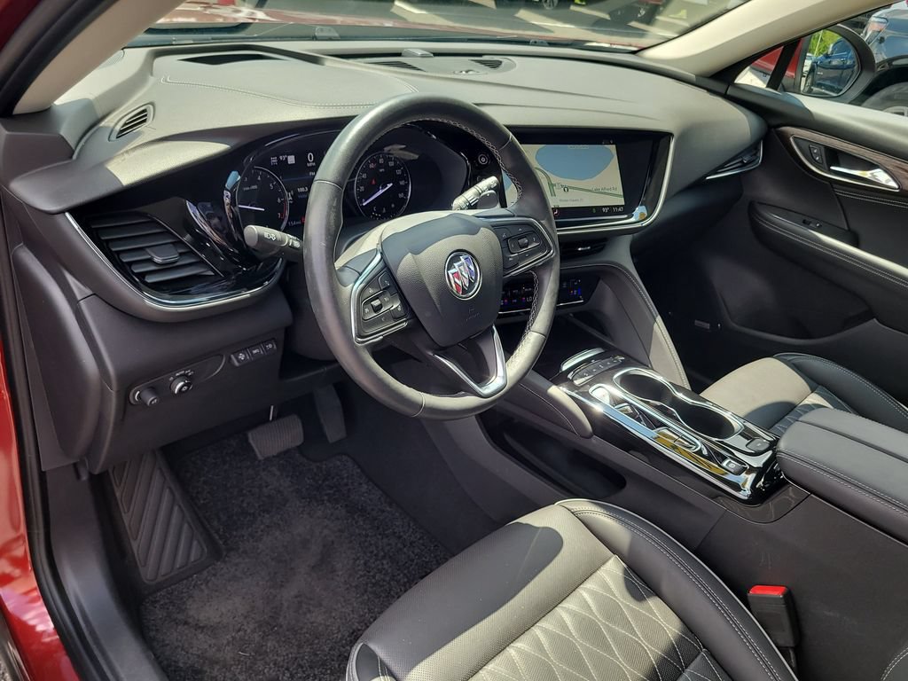 Used 2023 Buick Envision Avenir AWD/4WD image 17