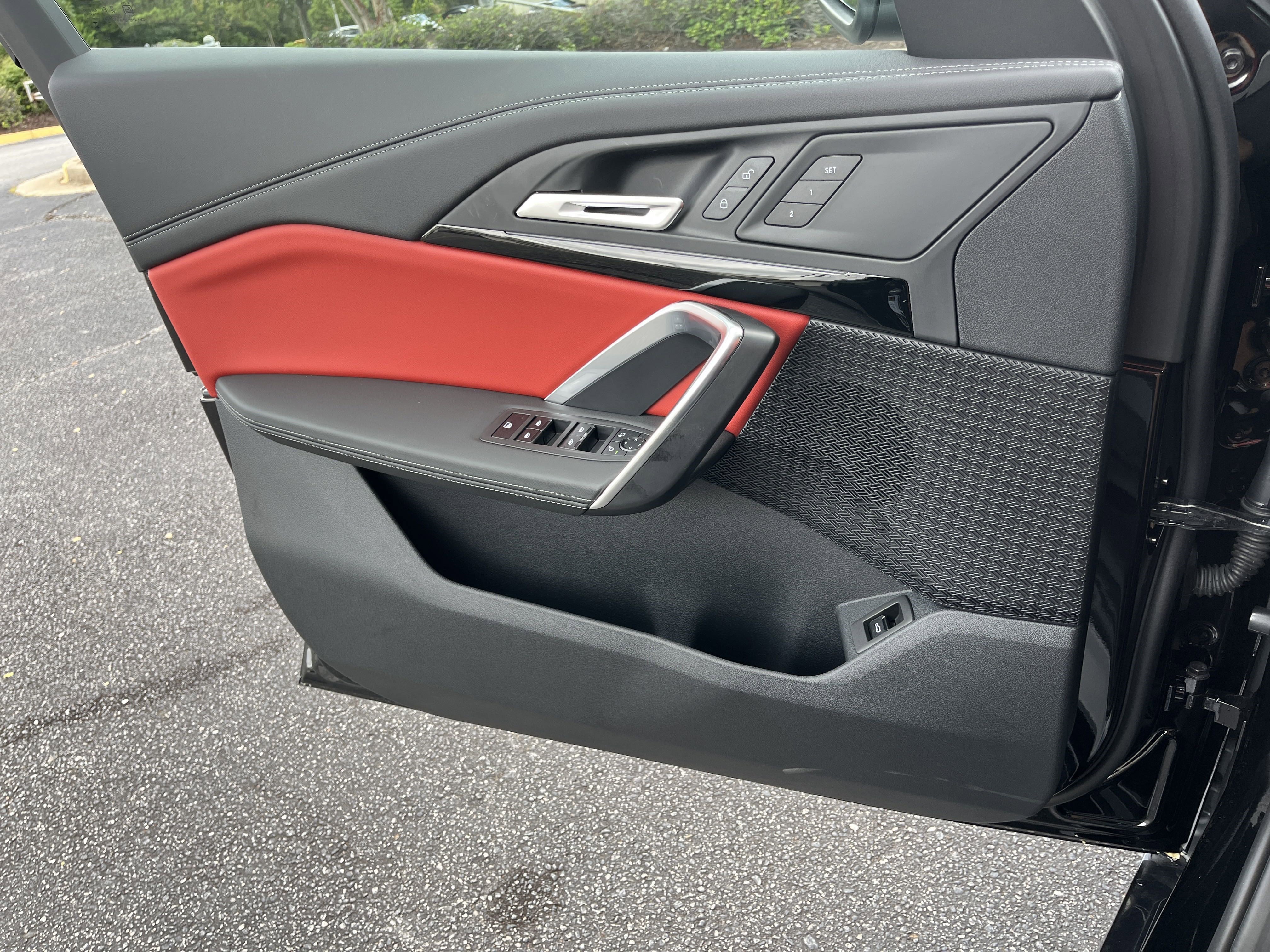 New 2025 BMW X1 xDrive28i w/ Convenience Package image 17