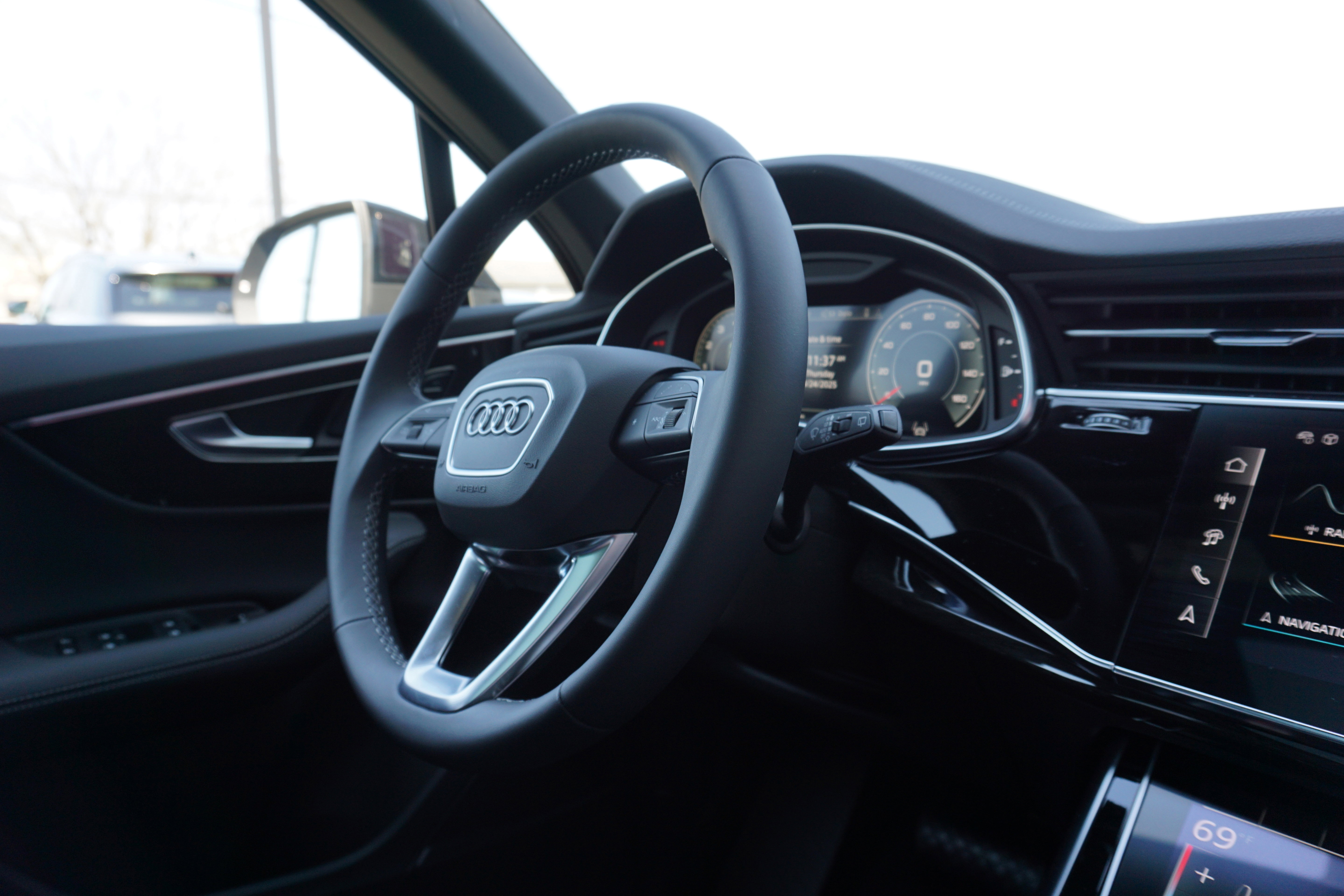 New 2025 Audi Q7 3.0T Premium Plus image 19