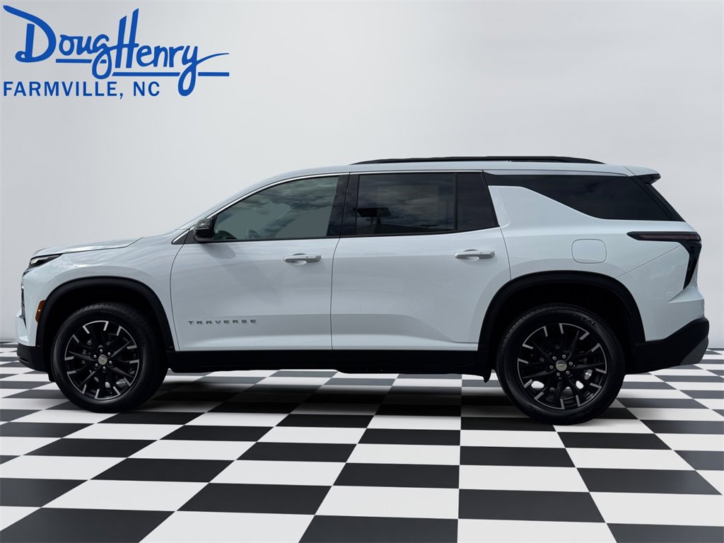 New 2026 Chevrolet Traverse LT w/ Sun and Wheel Package image 2