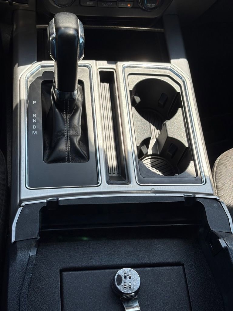 Used 2020 Ford F150 XLT w/ Equipment Group 302A Luxury image 26