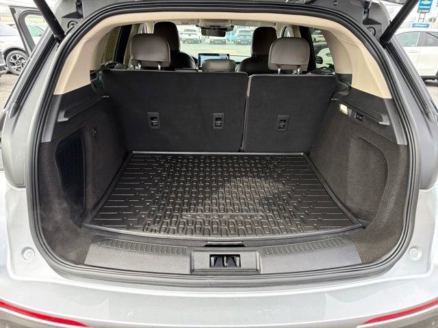 Used 2024 Lincoln Corsair AWD w/ Equipment Group 101A image 27