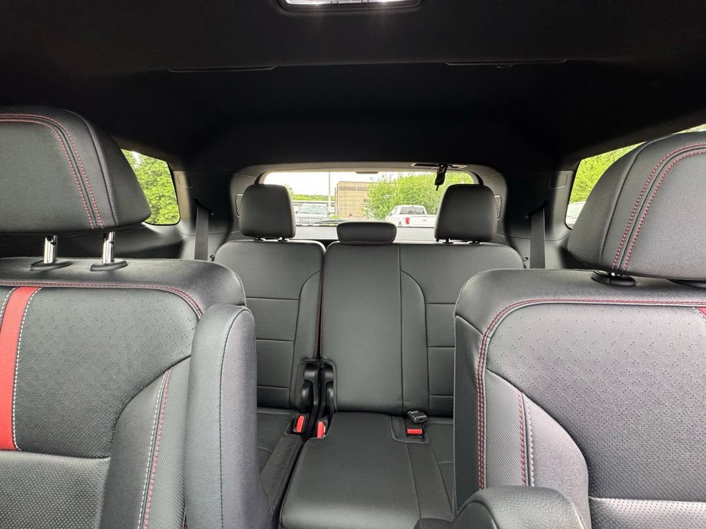 Used 2026 Chevrolet Traverse RS AWD/4WD image 36