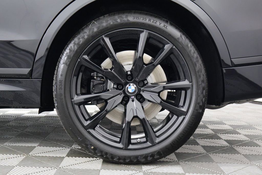 New 2026 BMW X7 M60i image 11