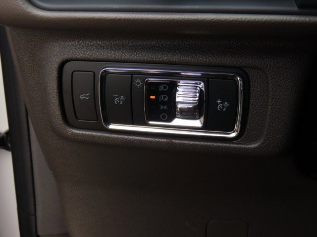 Certified 2023 Lincoln Corsair FWD w/ Equipment Group 101A image 26