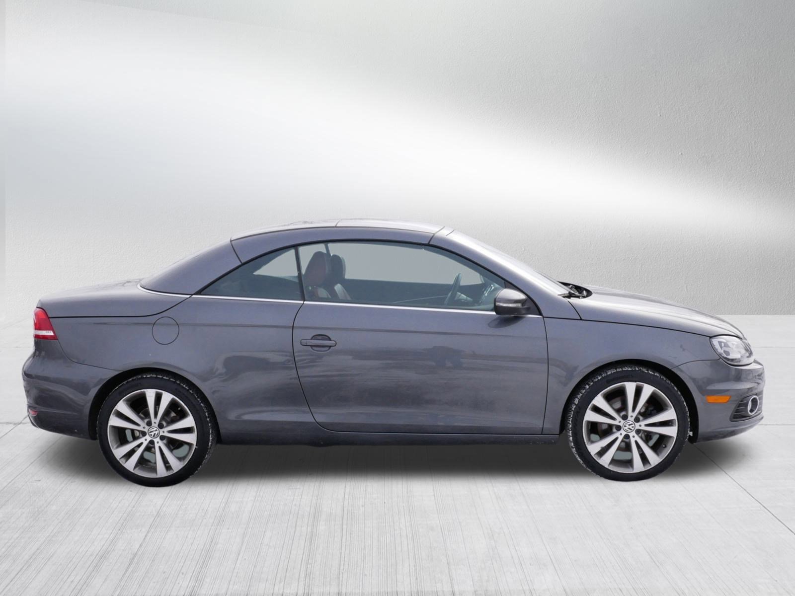 Used 2013 Volkswagen Eos Lux image 8