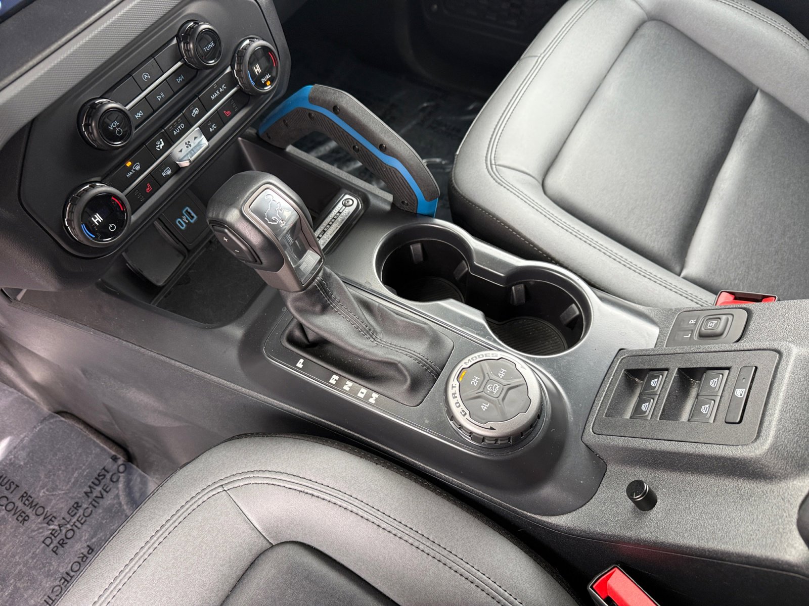 Used 2024 Ford Bronco Black Diamond image 13