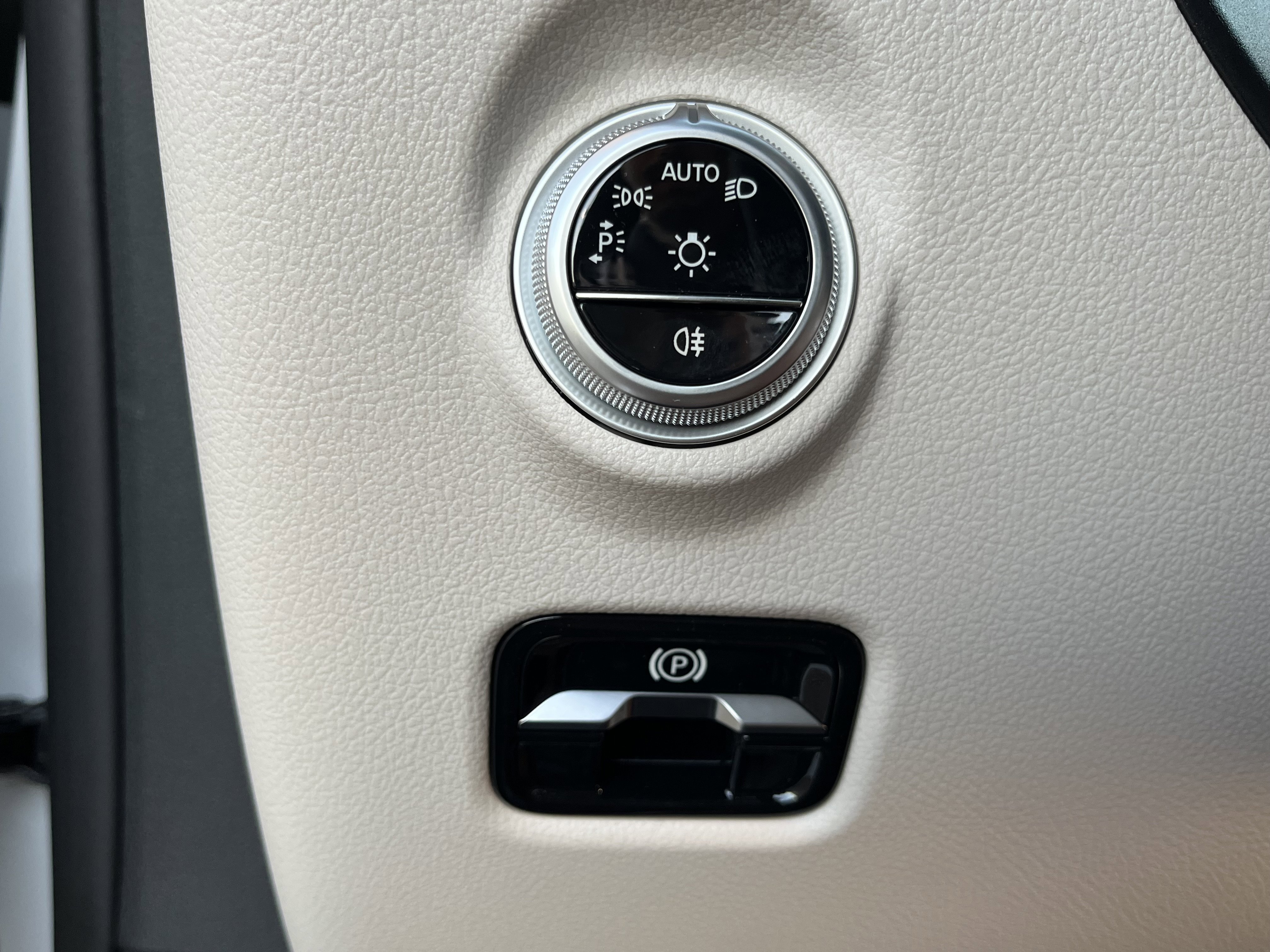 New 2026 Mercedes-Benz CLE 53 AMG 4MATIC Coupe image 24