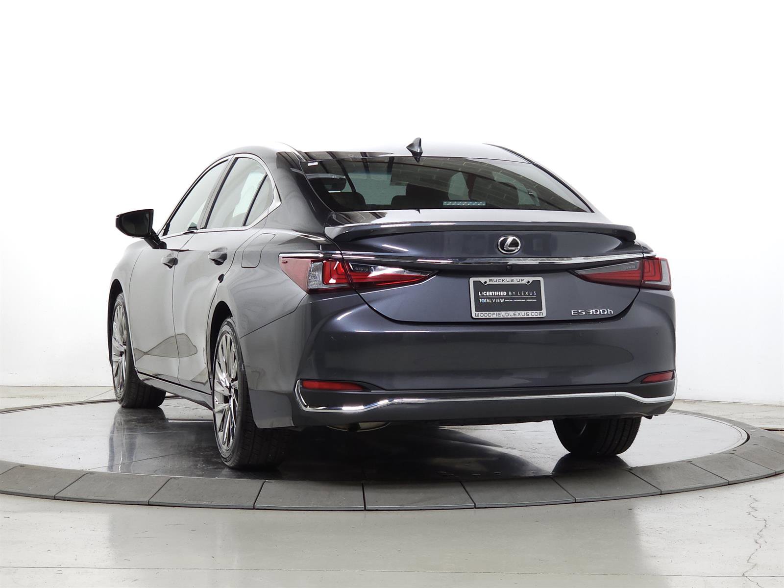 Used 2025 Lexus ES 300h Ultra Luxury image 6