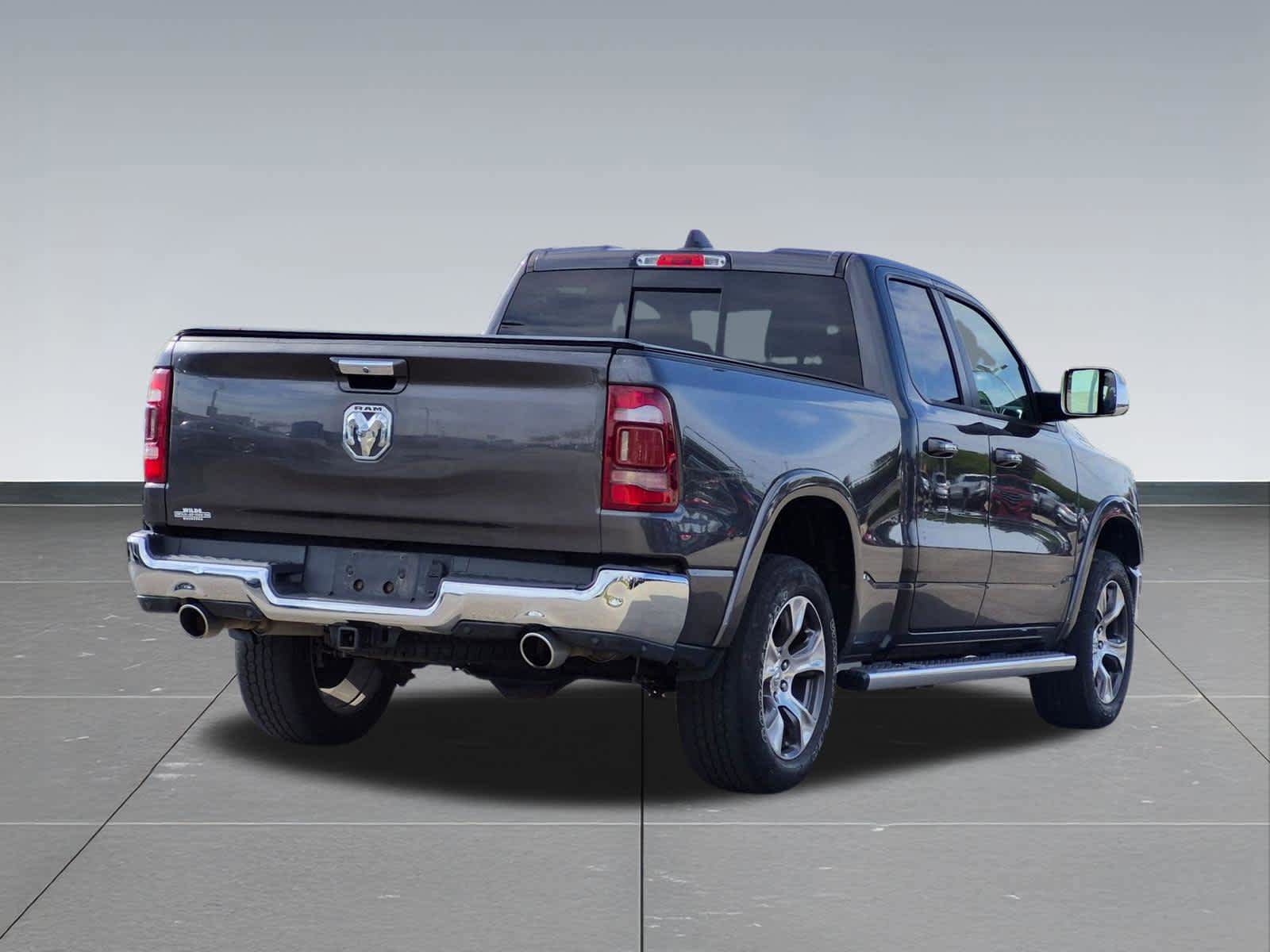Used 2019 RAM 1500 Laramie AWD/4WD image 8