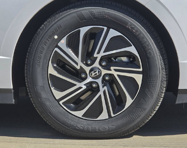 New 2026 Hyundai Sonata Blue FWD image 11