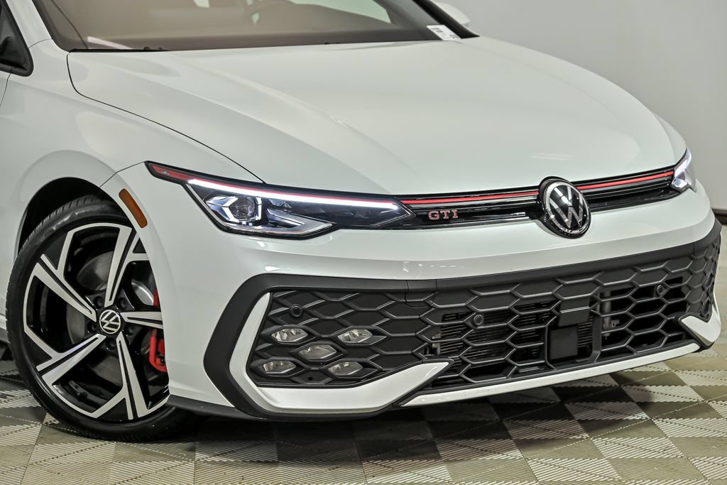 Used 2025 Volkswagen GTI SE FWD image 2