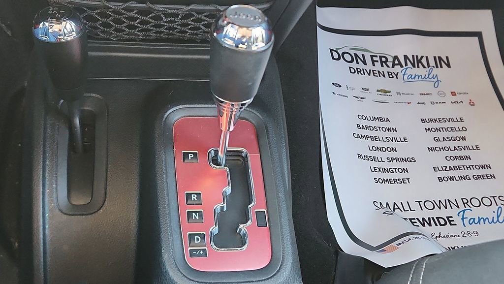 Used 2017 Jeep Wrangler Unlimited Sahara w/ Dual Top Group image 23