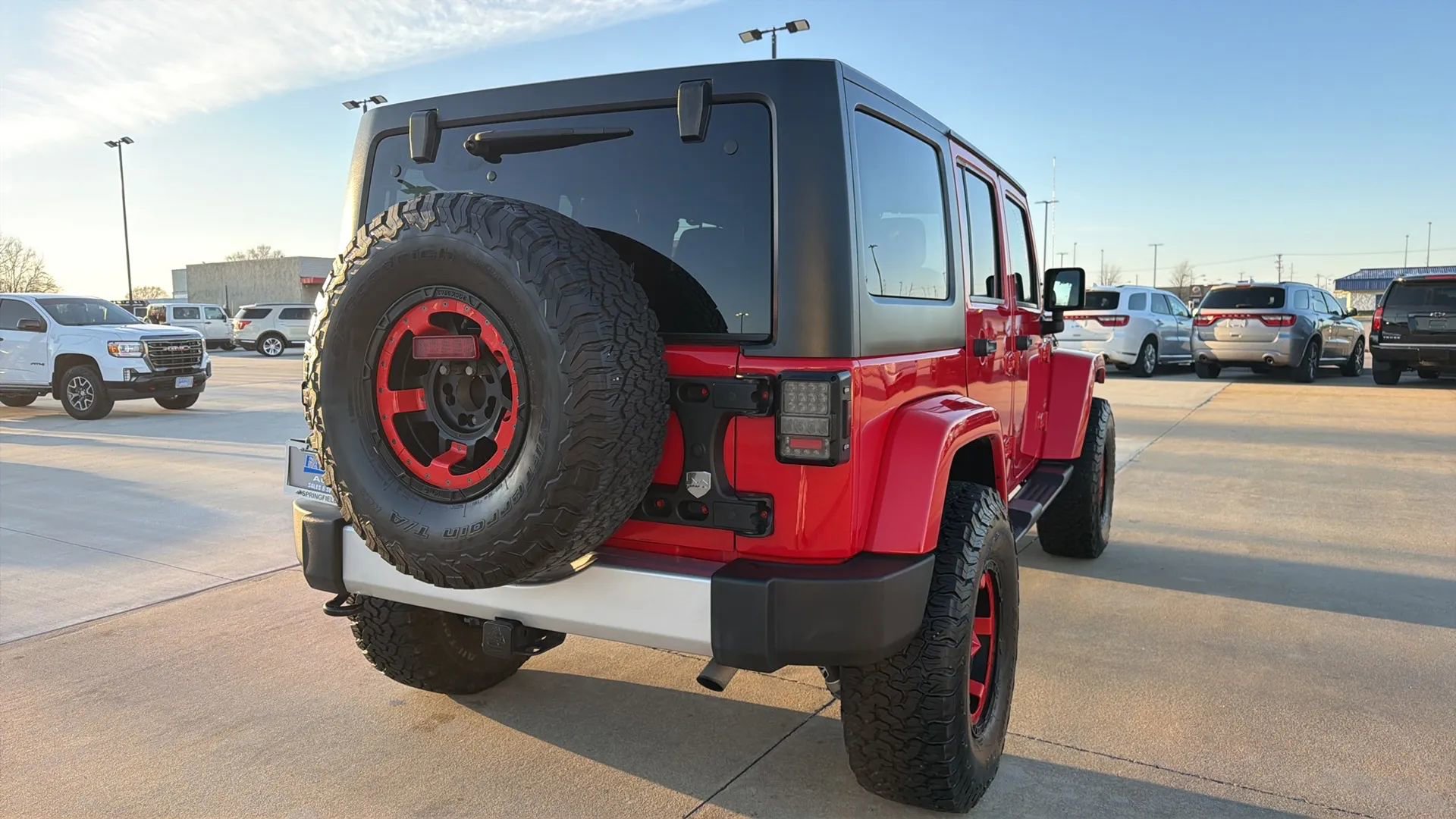 Used 2015 Jeep Wrangler Unlimited Sahara w/ Trailer Tow Group image 17