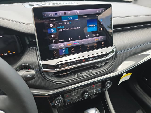 New 2026 Jeep Compass Limited w/ Sun, Sound & Navigation Group AWD/4WD image 39
