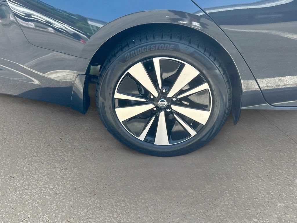 Used 2020 Nissan Altima 2.5 SV FWD image 30
