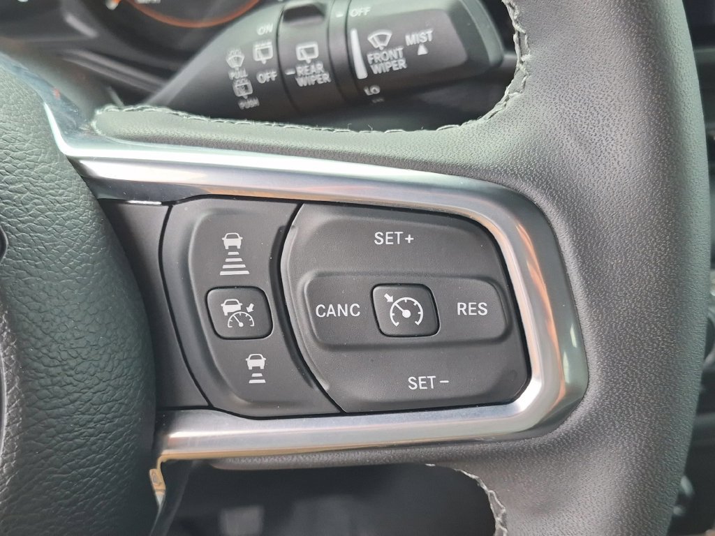 Certified 2026 Jeep Wrangler Unlimited Sahara AWD/4WD image 14