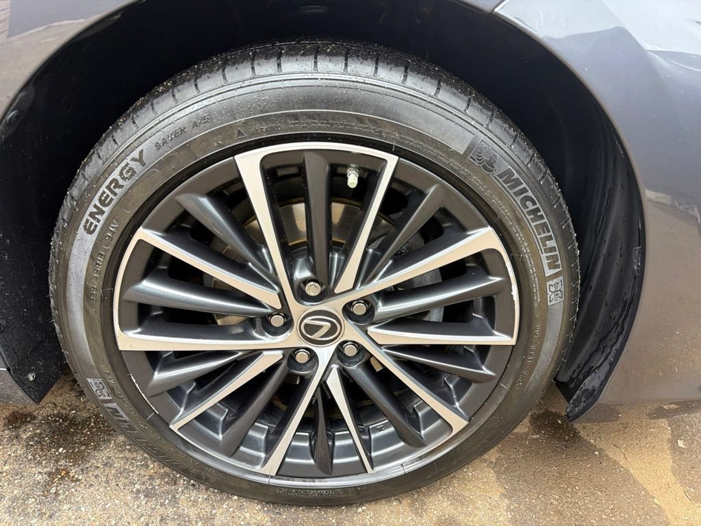 Used 2023 Lexus ES 350 w/ Premium Package FWD image 34