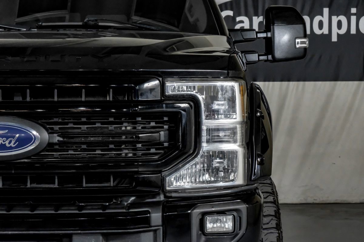 Used 2021 Ford F250 Lariat w/ Lariat Value Package image 39