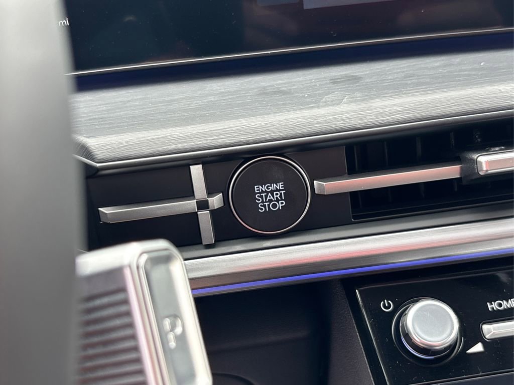 New 2025 Hyundai Santa Fe Limited image 20