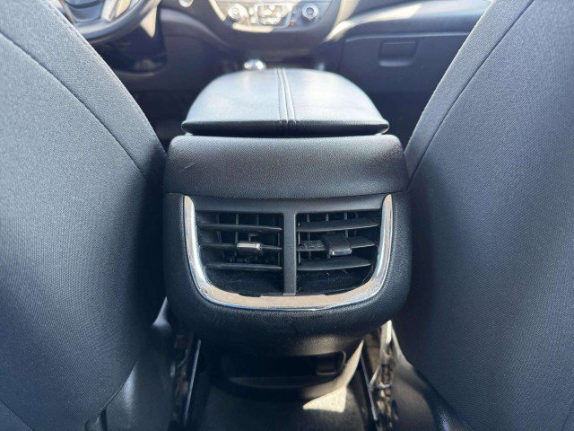 Used 2016 Chevrolet Malibu LT image 40