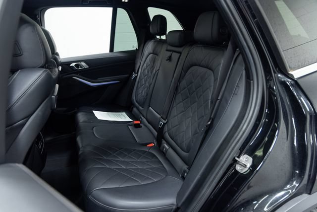 Used 2023 BMW X5 xDrive40i AWD/4WD image 23