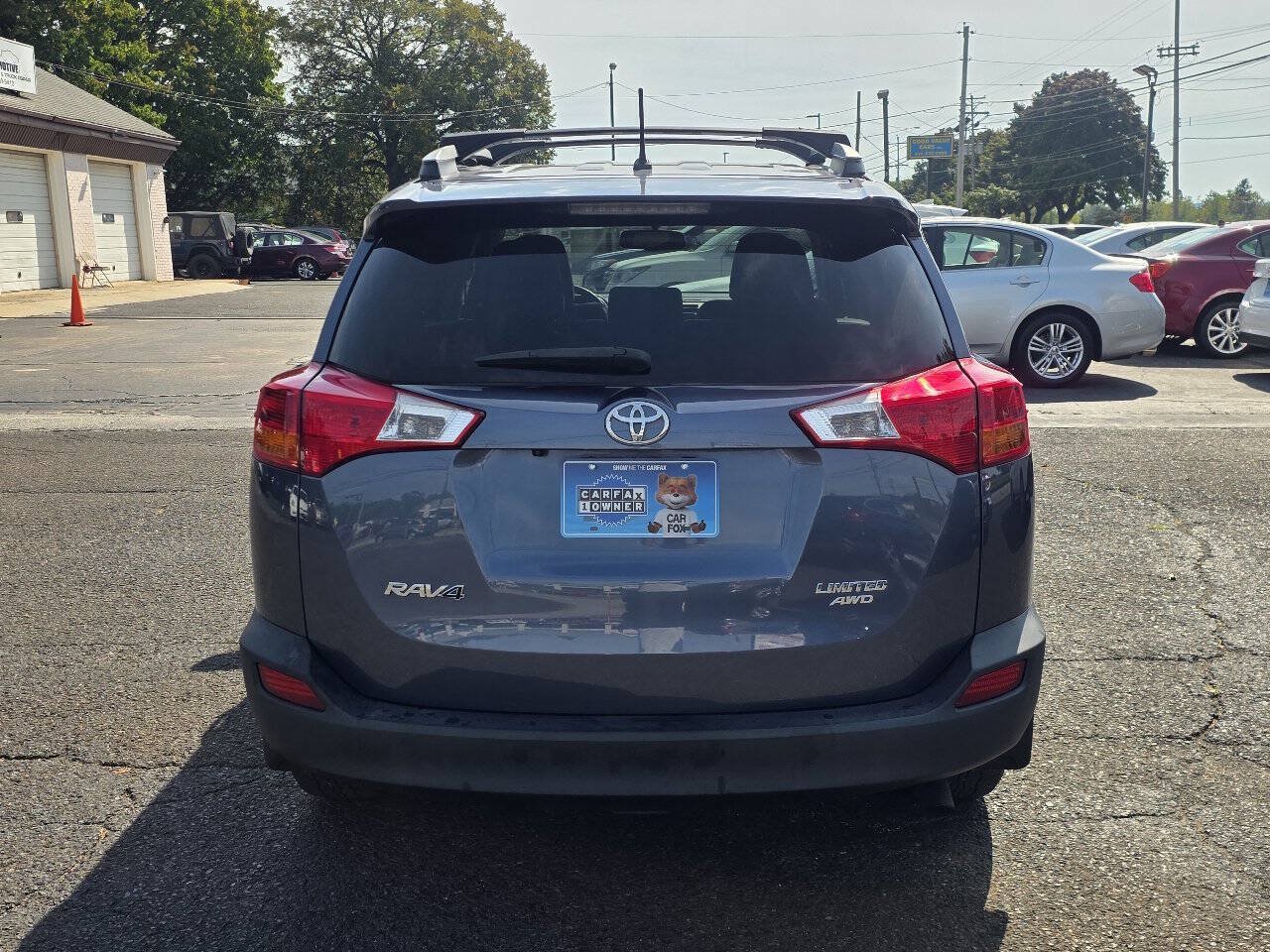 Used 2013 Toyota RAV4 Limited AWD/4WD image 8