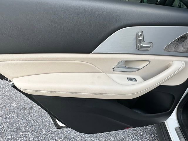 Used 2025 Mercedes-Benz GLS 450 GLS 450 image 29