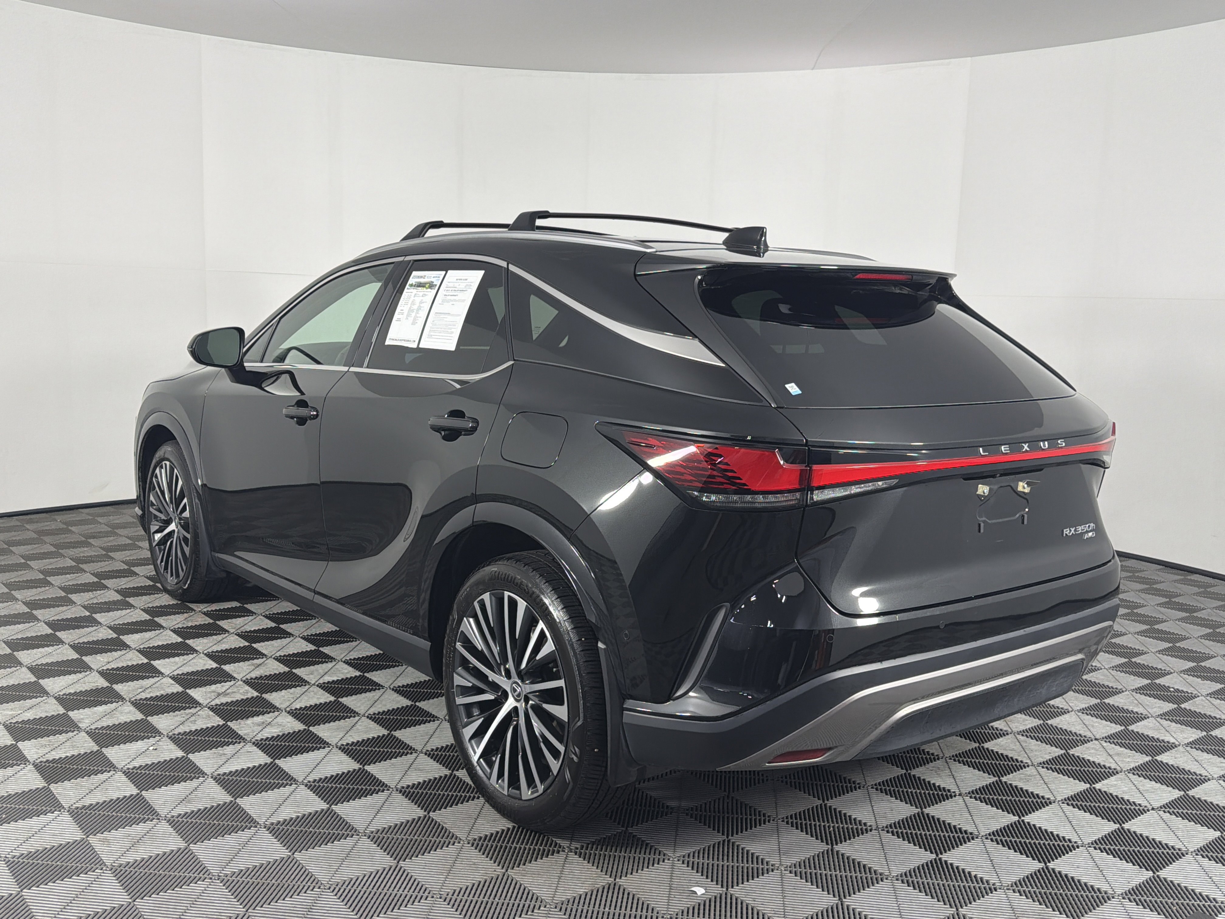 Used 2025 Lexus RX 350 w/ Convenience Package AWD/4WD image 24