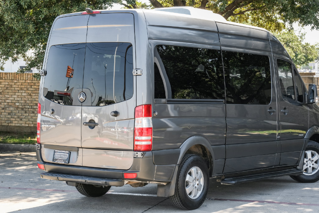 Used 2015 Mercedes-Benz Sprinter 2500 image 16