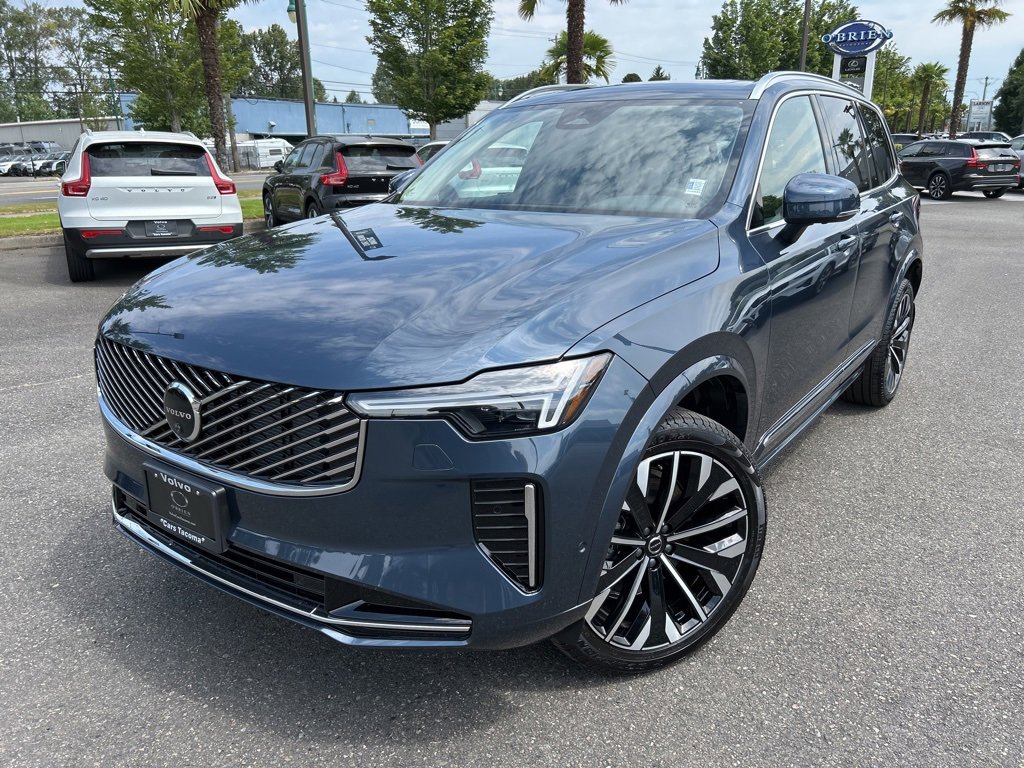 New 2026 Volvo XC90 B5 Plus image 1