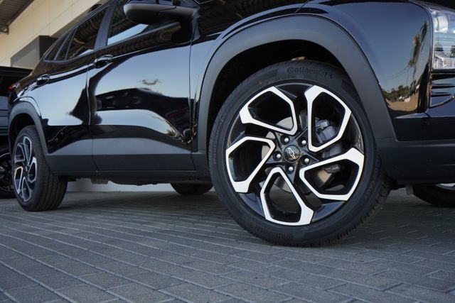 New 2026 Chevrolet Trax RS w/ Sunroof Package FWD image 10