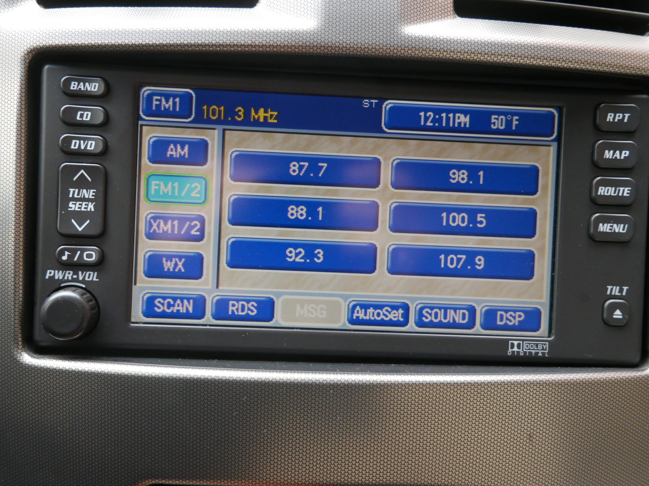 Used 2005 Cadillac XLR RWD image 16