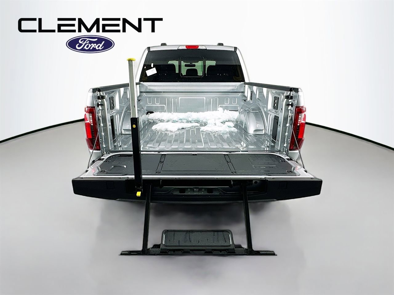 New 2026 Ford F150 XLT w/ Equipment Group 302A MID image 10