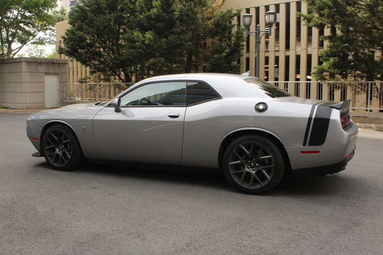 Used 2018 Dodge Challenger R/T Scat Pack RWD image 9