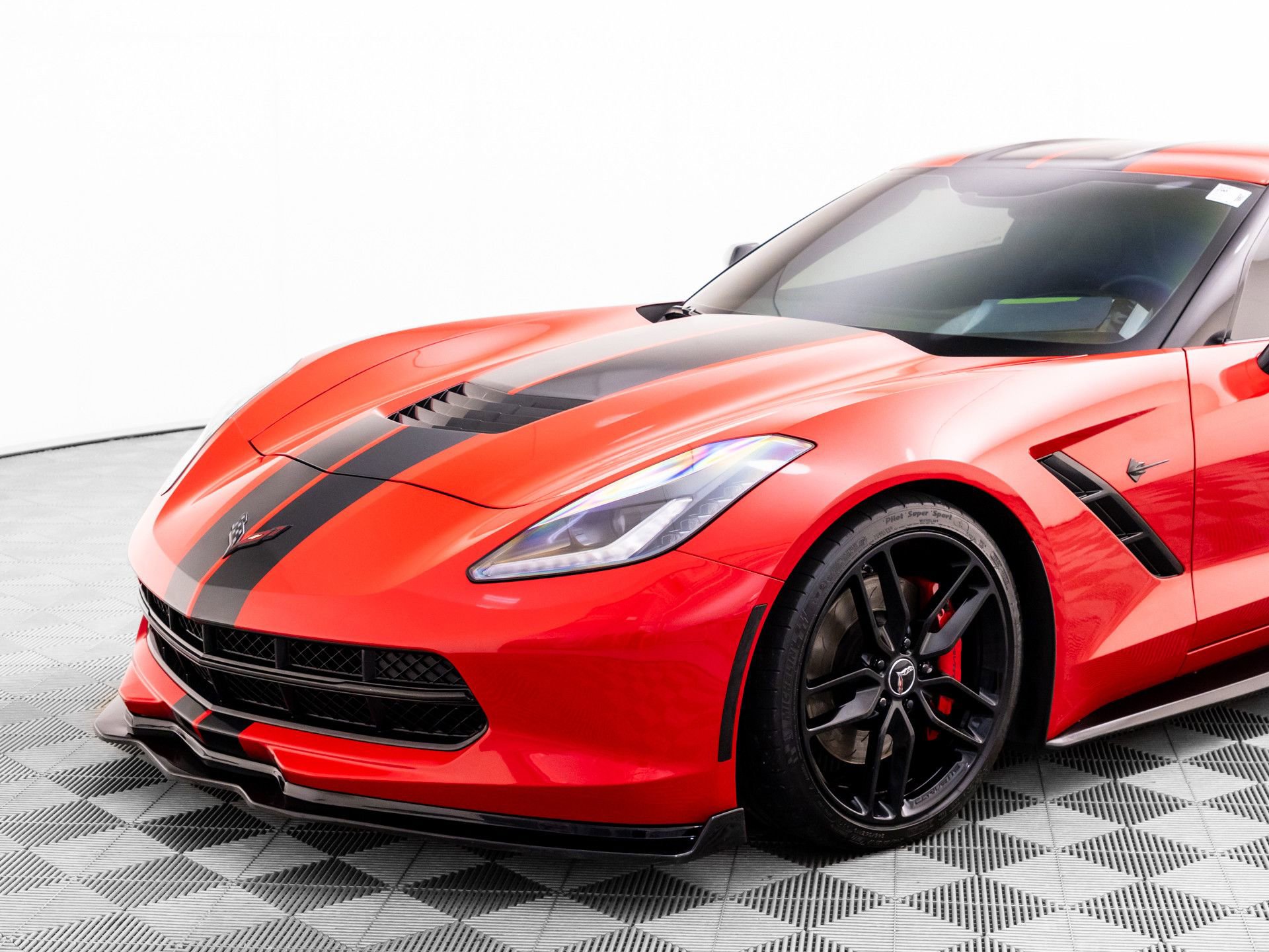 Used 2015 Chevrolet Corvette Stingray Coupe w/ 2LT Preferred Equipment Group image 32