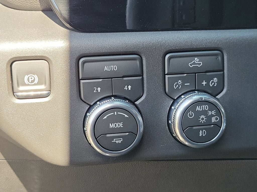 Used 2026 GMC Sierra 1500 Elevation w/ Preferred Package AWD/4WD image 19