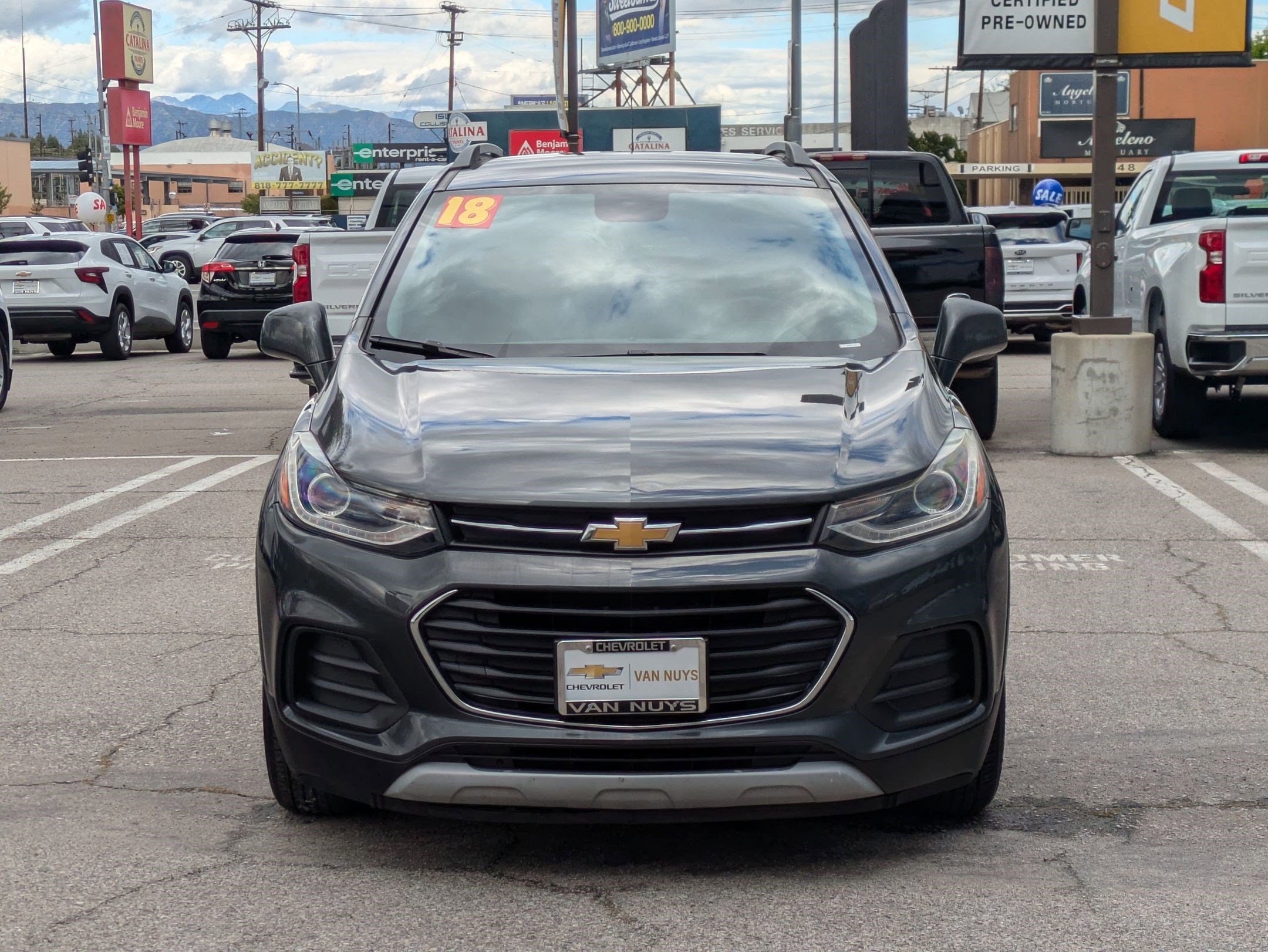 Used 2018 Chevrolet Trax LT w/ LT Convenience Package image 6